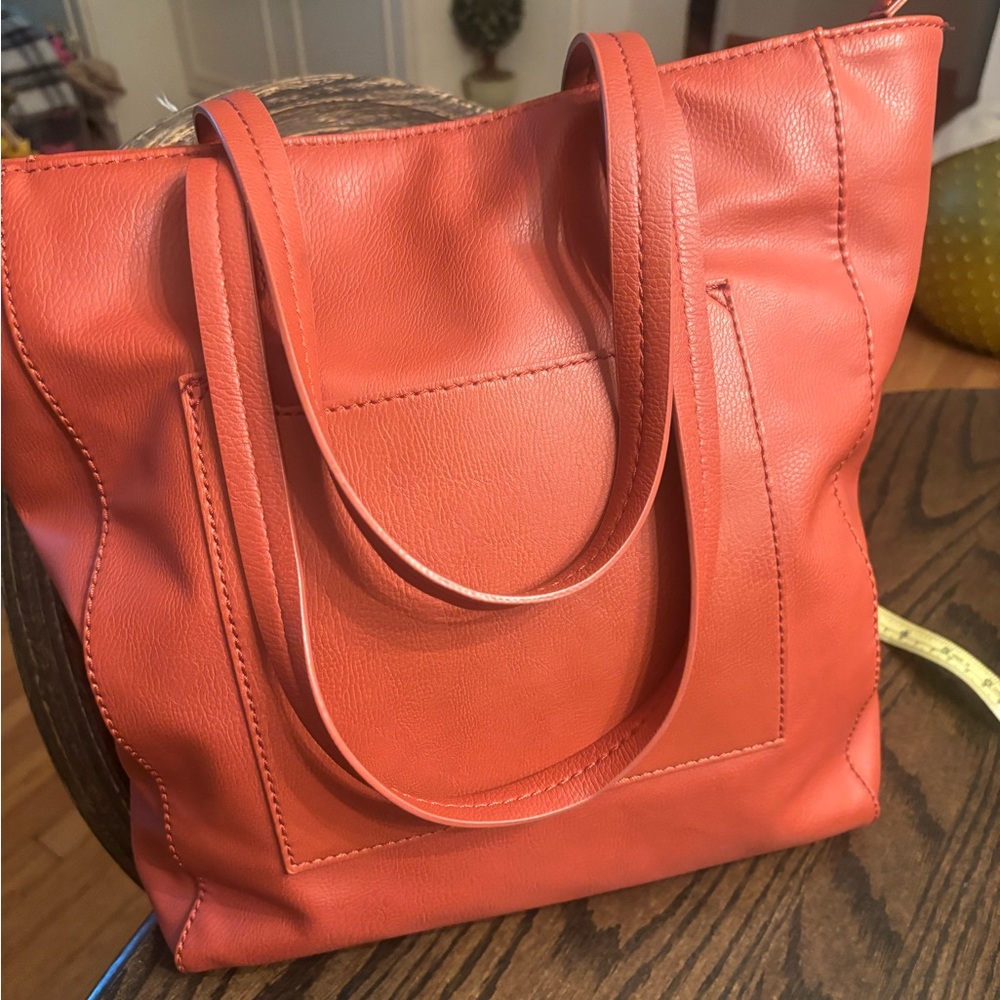 Universal Thread Coral-Orange Leather Tote Bag